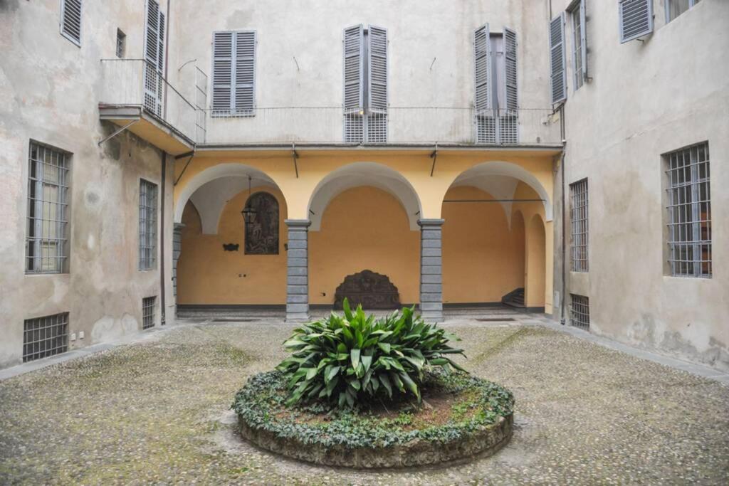 Cozy Apartment In Palazzo Malaspina Piacenza Exteriér fotografie